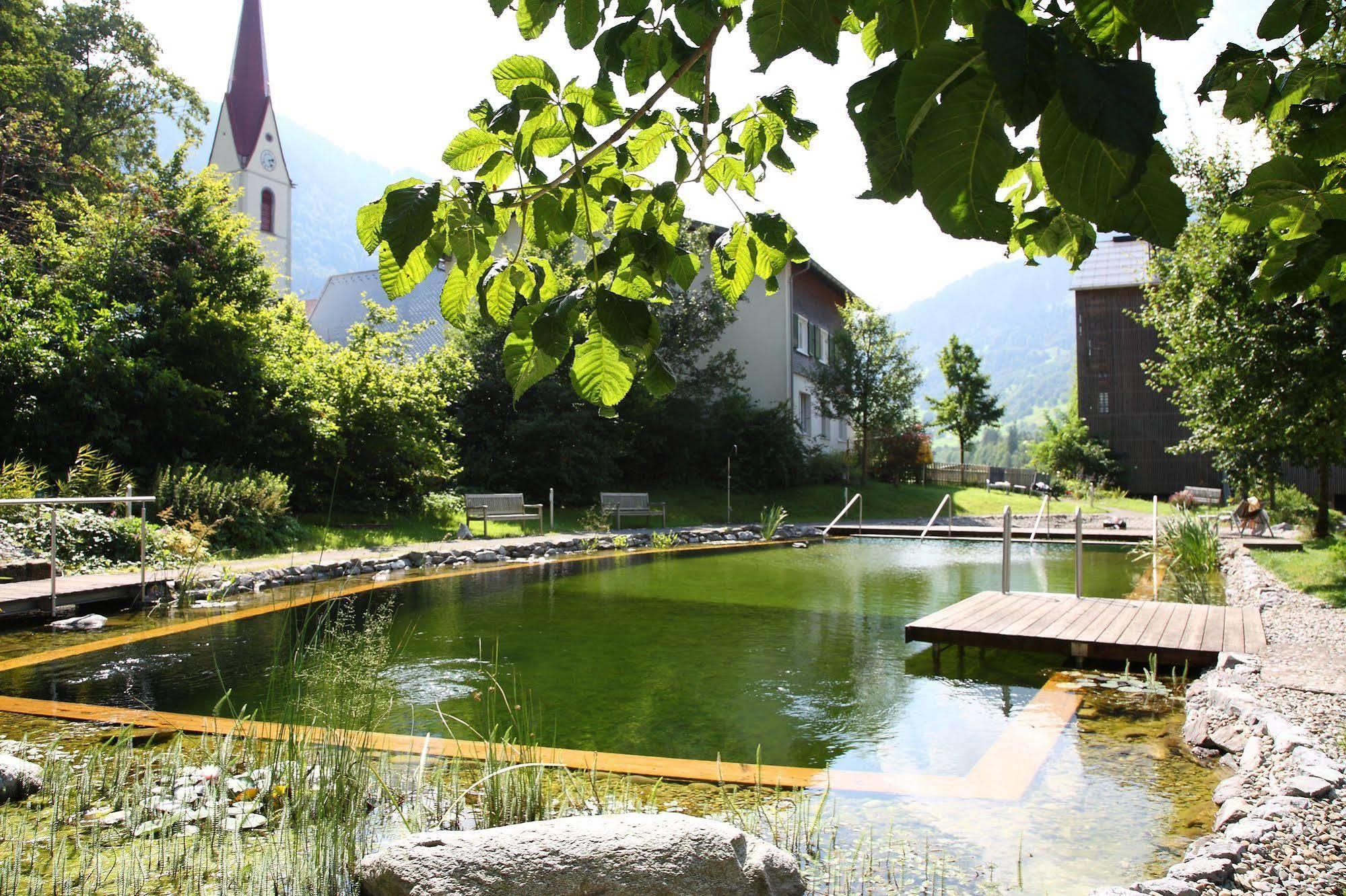 Hotel Krone In Au Au (Vorarlberg) Eksteriør bilde